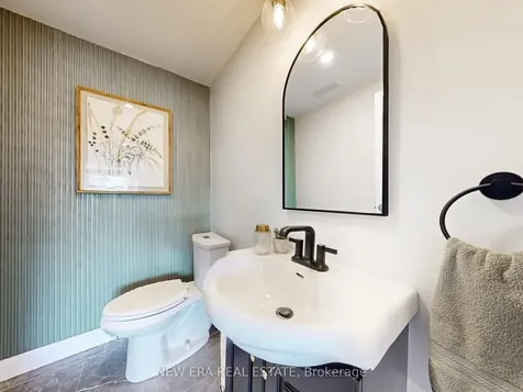 2611 Truscott Drive Mississauga ON L5J 2B6