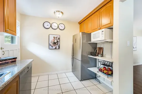 91 Centre Street S Brampton ON L6W 2X9