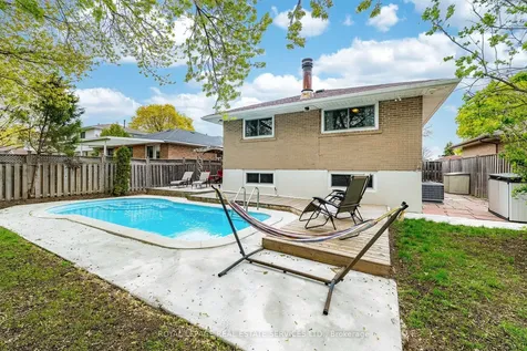 91 Centre Street S Brampton ON L6W 2X9
