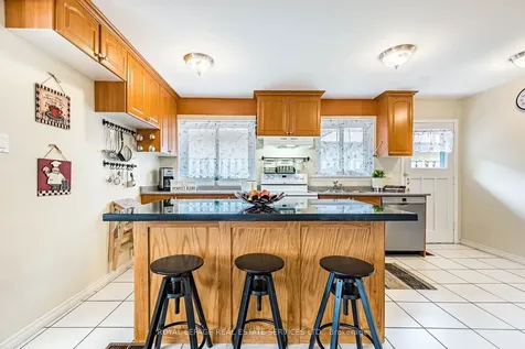 91 Centre Street S Brampton ON L6W 2X9