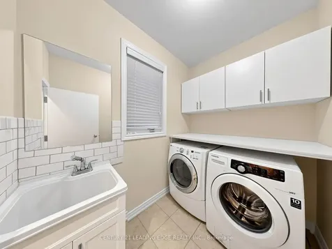 51 Drummondville Drive Brampton ON L6P 3M9