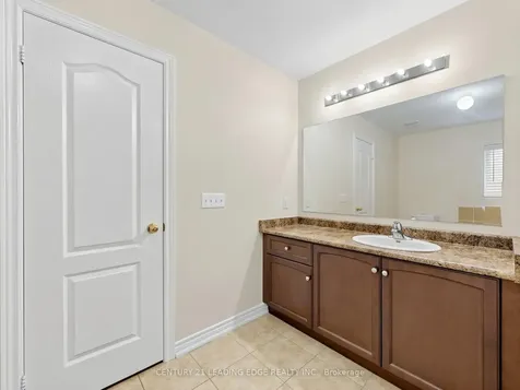 51 Drummondville Drive Brampton ON L6P 3M9