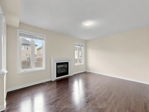 51 Drummondville Drive Brampton ON L6P 3M9