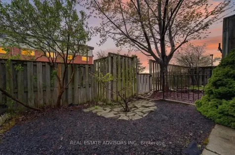 3895 Doug Leavens Boulevard Mississauga ON L5N 7G1