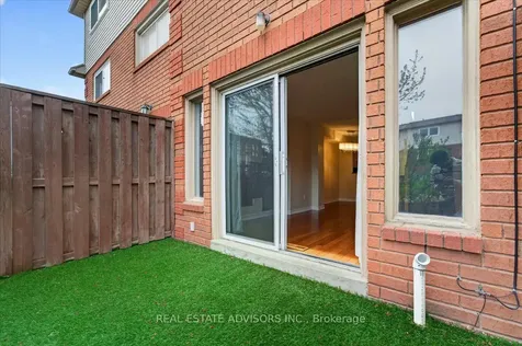 3895 Doug Leavens Boulevard Mississauga ON L5N 7G1