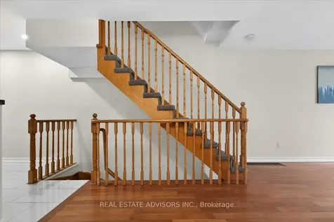 3895 Doug Leavens Boulevard Mississauga ON L5N 7G1