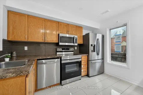 3895 Doug Leavens Boulevard Mississauga ON L5N 7G1