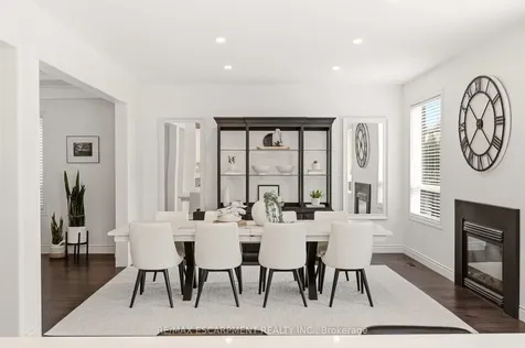 1379 Liverpool Street Oakville ON L6M 4P1