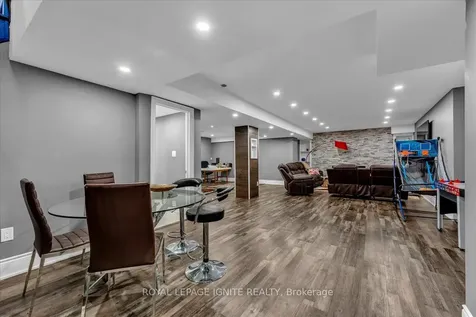 6 West Branch Drive Halton Hills ON L7G 0J6