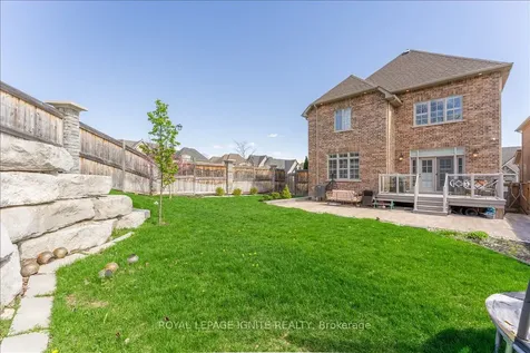 6 West Branch Drive Halton Hills ON L7G 0J6