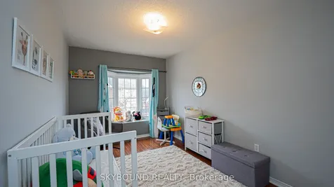 1588 South Parade Court Mississauga ON L5M 6E7