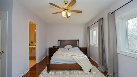 1588 South Parade Court Mississauga ON L5M 6E7