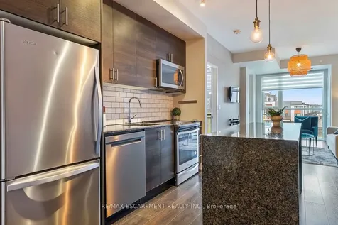 150 Sabina Drive Oakville ON L6H 0W3