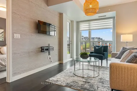 150 Sabina Drive Oakville ON L6H 0W3