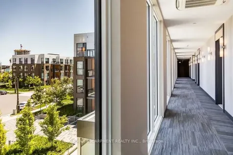 150 Sabina Drive Oakville ON L6H 0W3