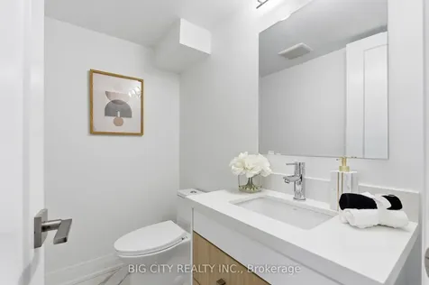 68 Westholme Avenue Toronto ON M6P 3B8
