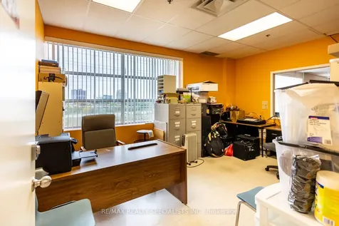 1550 South Gateway Road Mississauga ON L4W 5G6