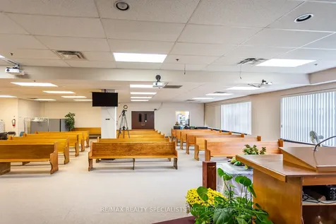 1550 South Gateway Road Mississauga ON L4W 5G6
