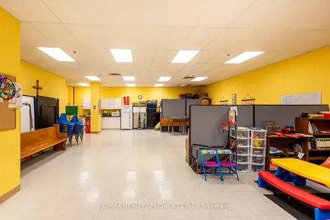 1550 South Gateway Road Mississauga ON L4W 5G6
