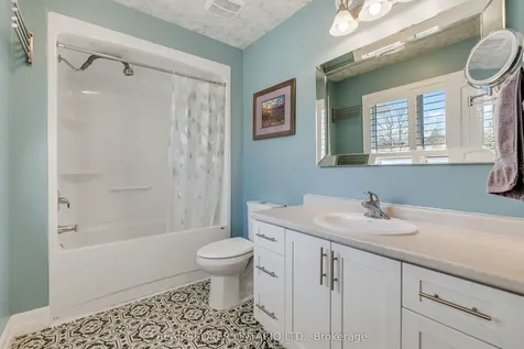 5 Emma Street Caledon ON L7C 1K5