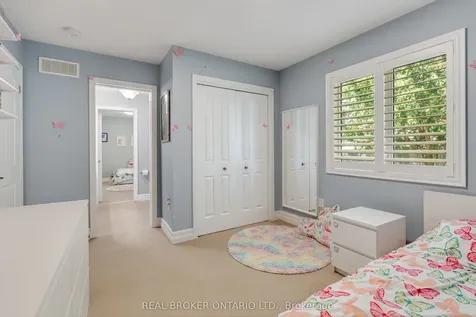 5 Emma Street Caledon ON L7C 1K5