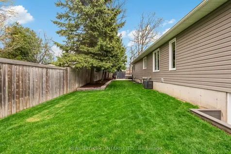 5 Emma Street Caledon ON L7C 1K5