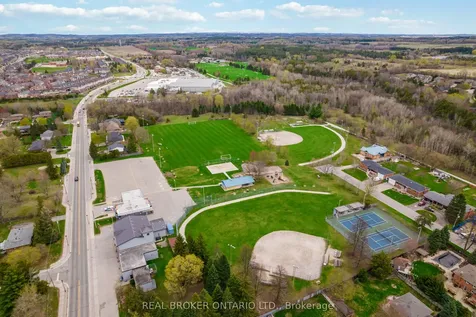 5 Emma Street Caledon ON L7C 1K5