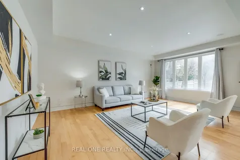 2326 Rockingham Drive Oakville ON L6H 7J4