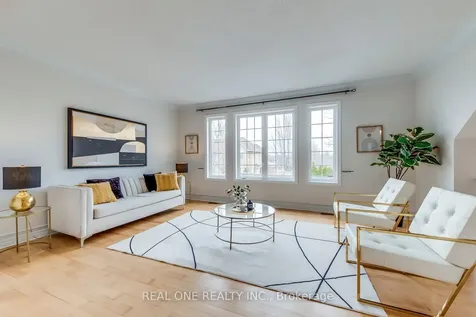 2326 Rockingham Drive Oakville ON L6H 7J4