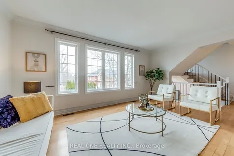 2326 Rockingham Drive Oakville ON L6H 7J4