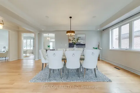 2326 Rockingham Drive Oakville ON L6H 7J4