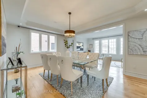 2326 Rockingham Drive Oakville ON L6H 7J4
