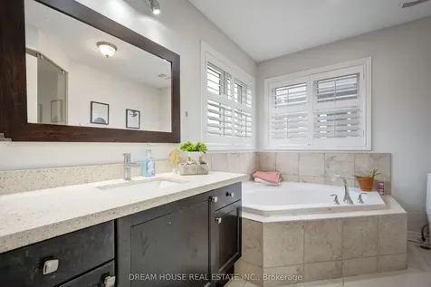 353 Michener Place Milton ON L9T 8P4