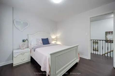 353 Michener Place Milton ON L9T 8P4