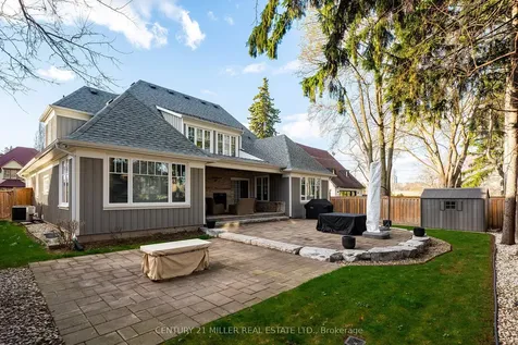 1054 Mohawk Road Burlington ON L7T 3M6