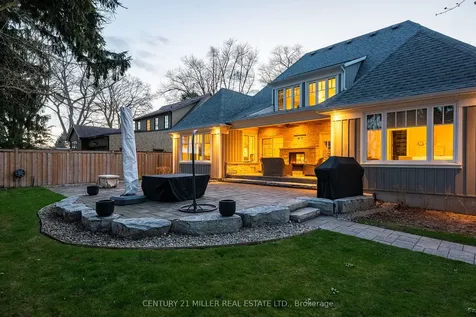 1054 Mohawk Road Burlington ON L7T 3M6