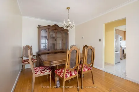 44 Fallingdale Crescent Toronto ON M3J 1C5