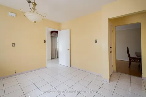 44 Fallingdale Crescent Toronto ON M3J 1C5