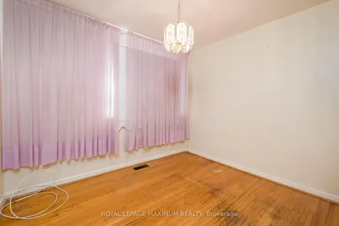 44 Fallingdale Crescent Toronto ON M3J 1C5