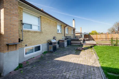 44 Fallingdale Crescent Toronto ON M3J 1C5