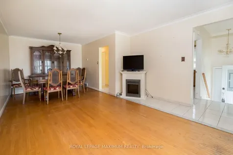 44 Fallingdale Crescent Toronto ON M3J 1C5
