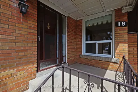 19 Nordin Avenue Toronto ON M8Z 2A9
