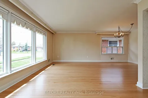 19 Nordin Avenue Toronto ON M8Z 2A9