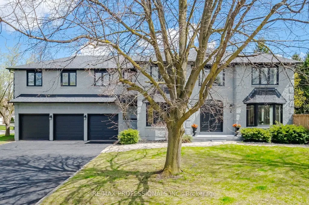 2 Enchanted Court Brampton ON L6Z 3M9