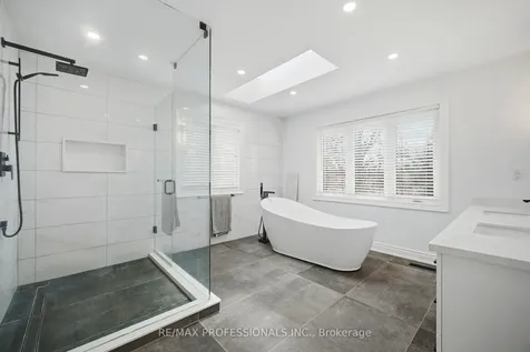 2 Enchanted Court Brampton ON L6Z 3M9