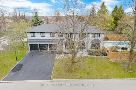 2 Enchanted Court Brampton ON L6Z 3M9