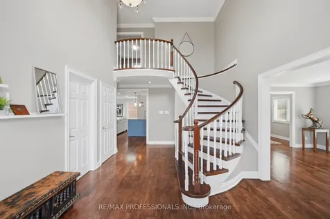 2 Enchanted Court Brampton ON L6Z 3M9