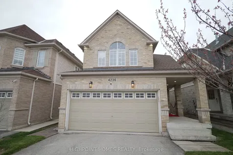4236 Saunders Crescent Burlington ON L7M 0B1