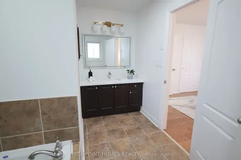 4236 Saunders Crescent Burlington ON L7M 0B1