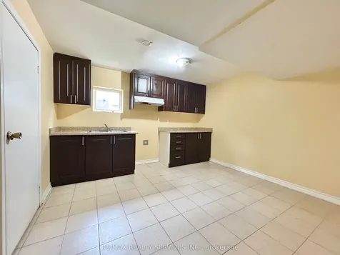 1 Braidwood Lake Road Brampton ON L6Z 2K1